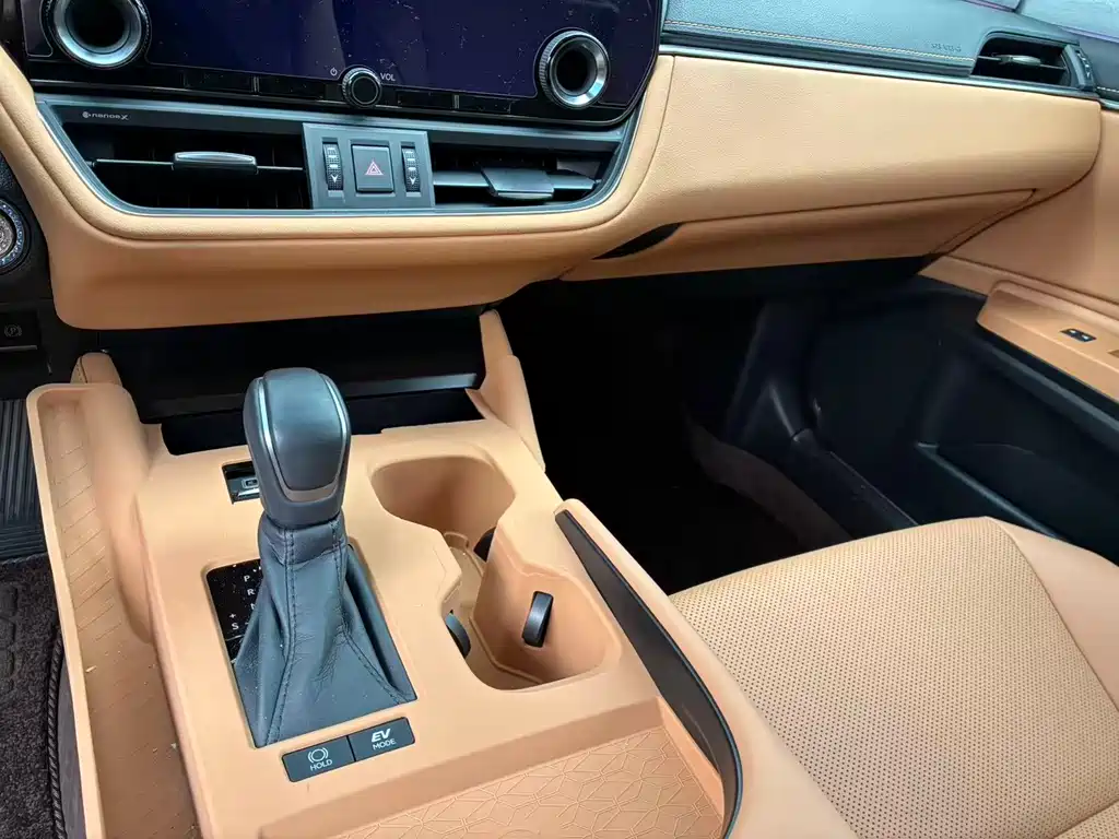 Lexus ES — миниатюра 4
