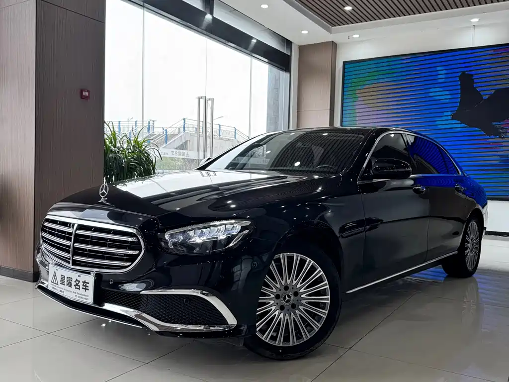 Mercedes-Benz E-Class 2023