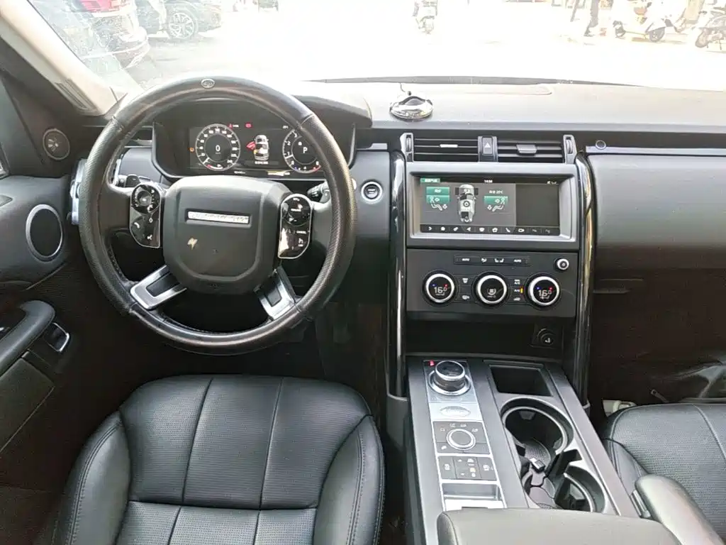 Land Rover Discovery — миниатюра 13