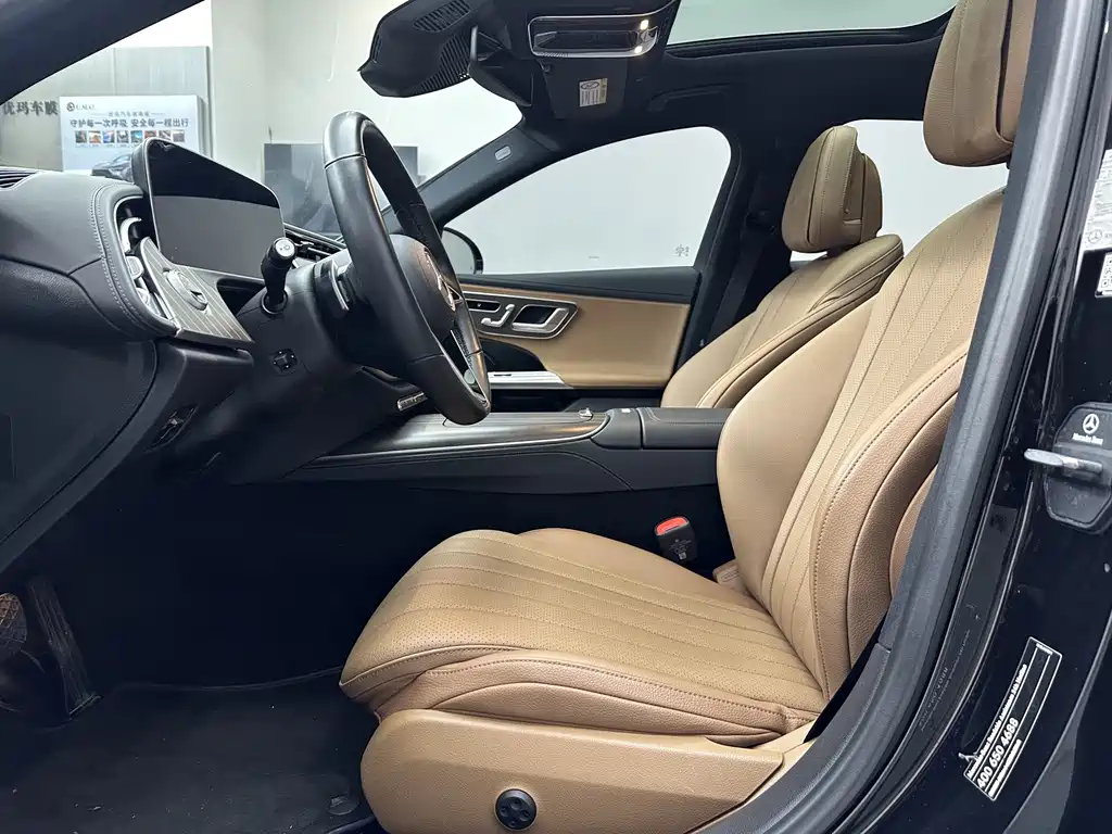 Mercedes-Benz E-Class — миниатюра 10