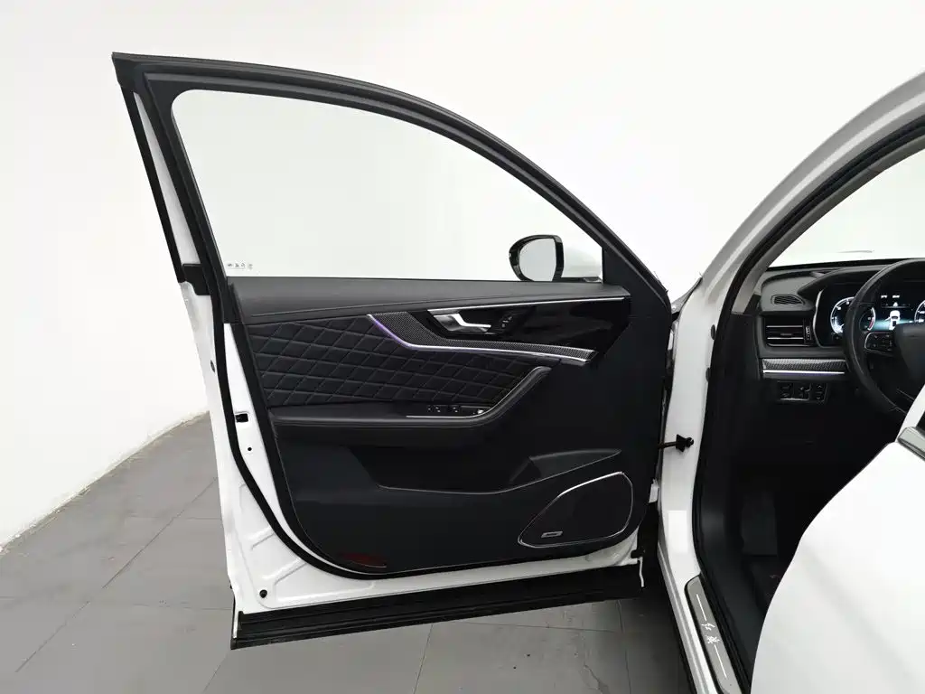 Hongqi Hongqi HS5 — миниатюра 8