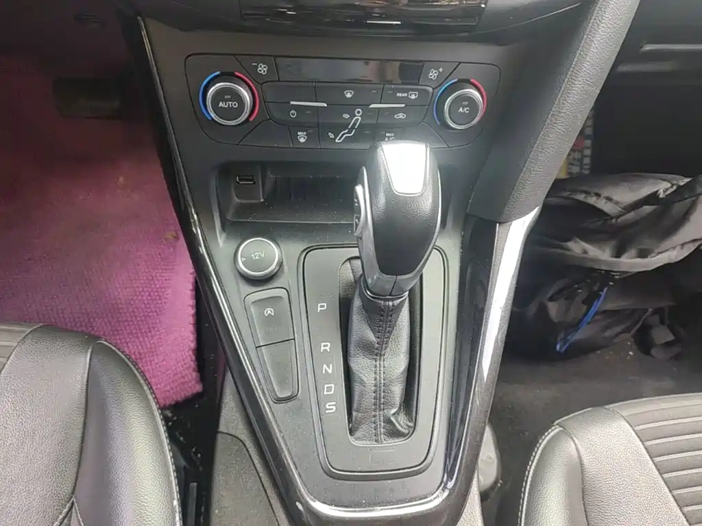 Ford Focus — миниатюра 14