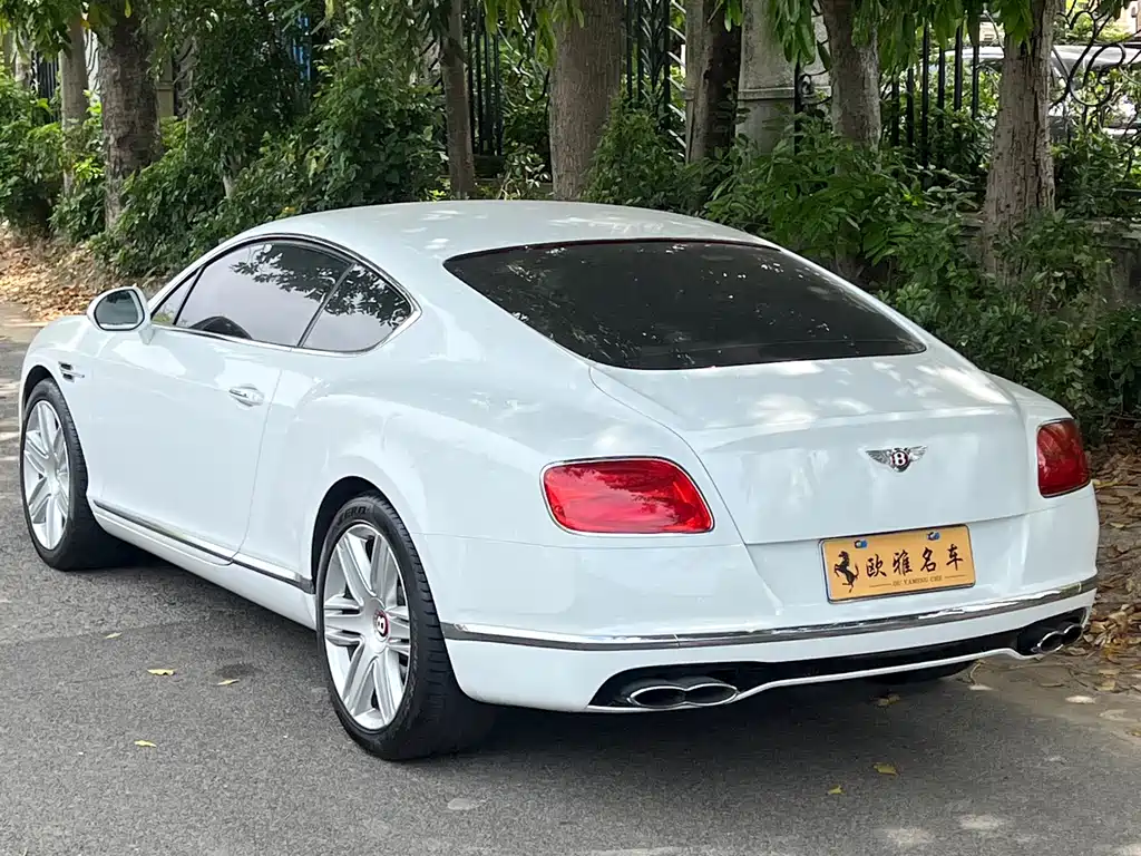 Bentley Continental 4.0T GT V8 Standard Edition, фото 5