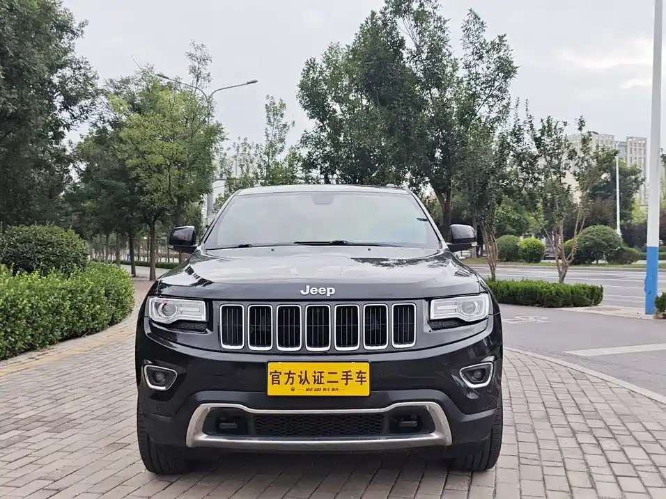 Jeep Grand Cherokee (Import) — миниатюра 19