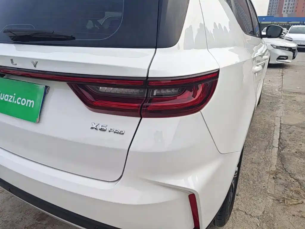 Geely Vision X6 — миниатюра 8