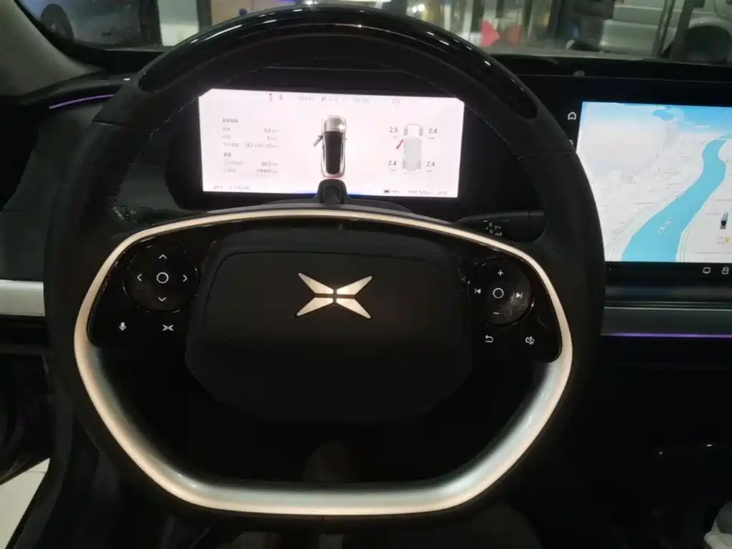 XPeng P7 — миниатюра 11