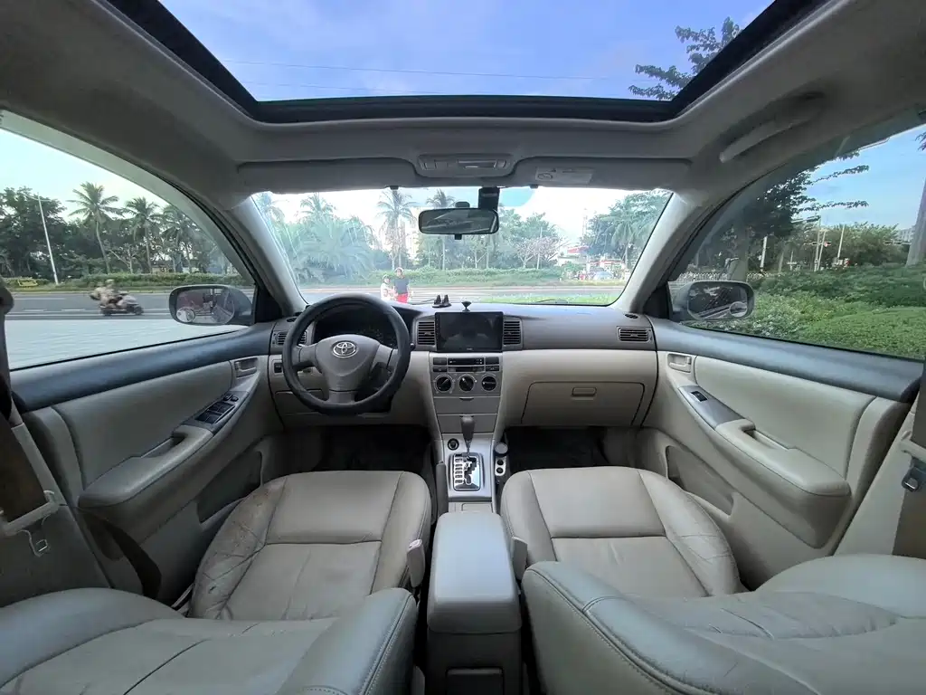 Toyota Corolla — миниатюра 5