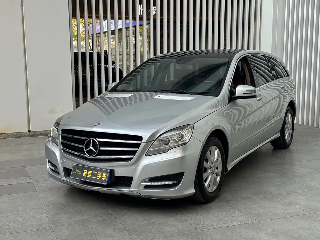 Mercedes-Benz R-Class 2010