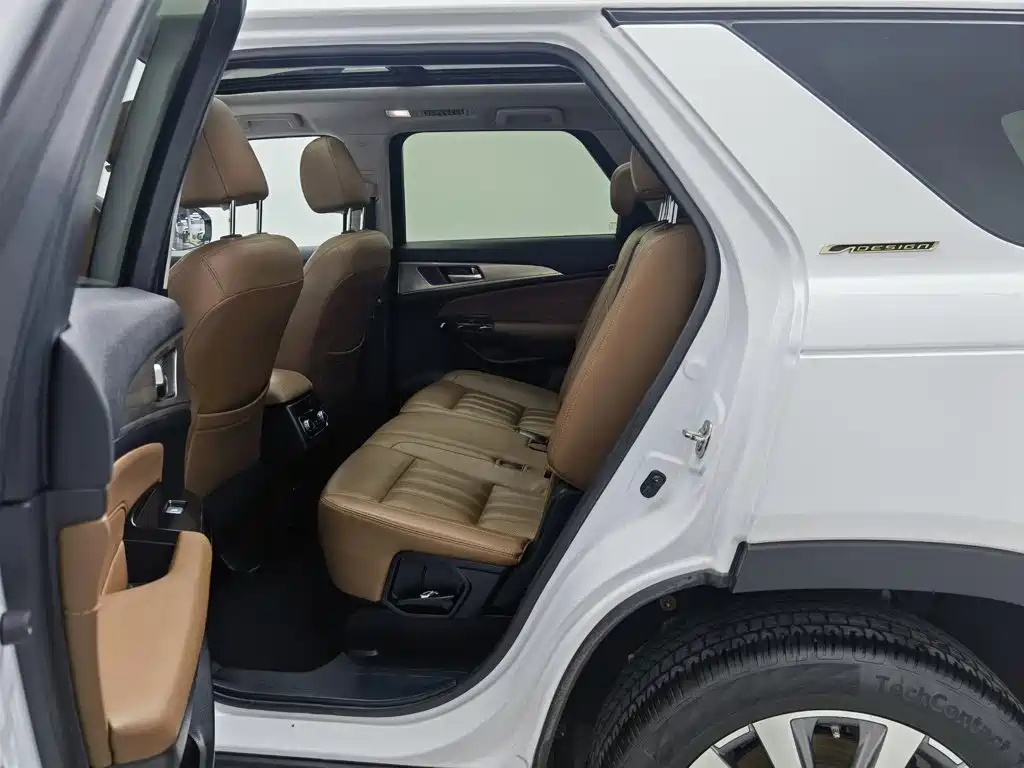 Changan CS95 — миниатюра 15