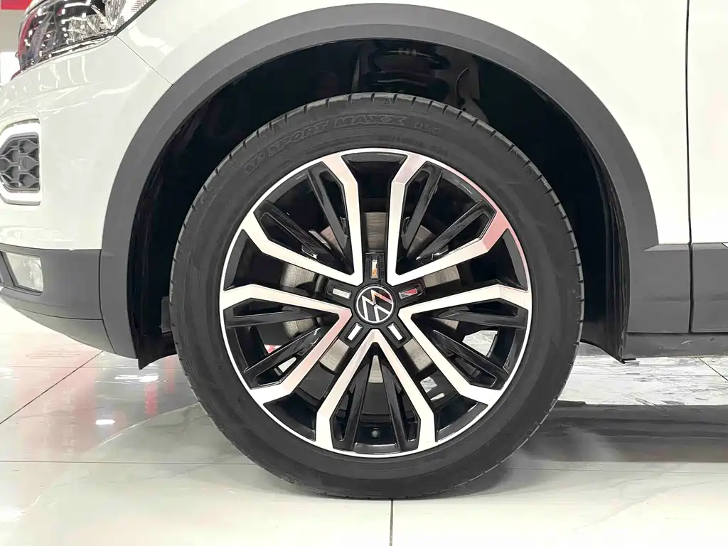 VOLKSWAGEN T ROC EXPLORING SONGS