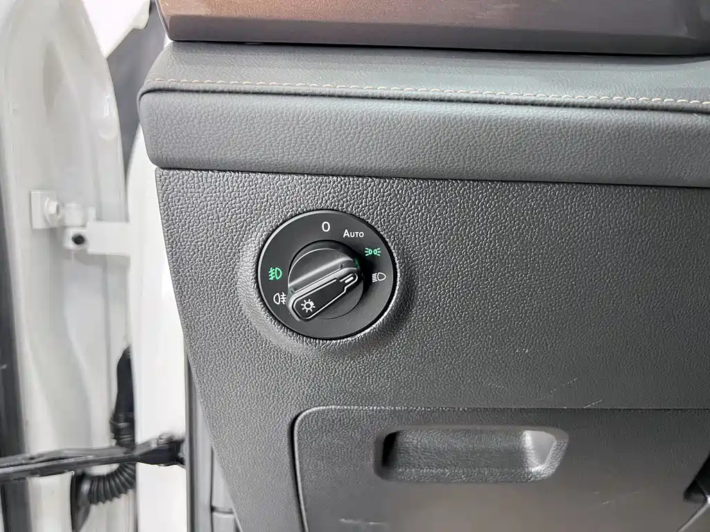 Volkswagen Tharu 2022 280TSI Luxury