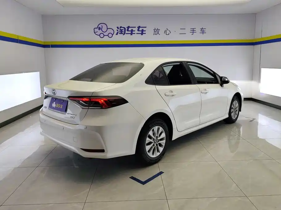 Toyota Corolla — миниатюра 3