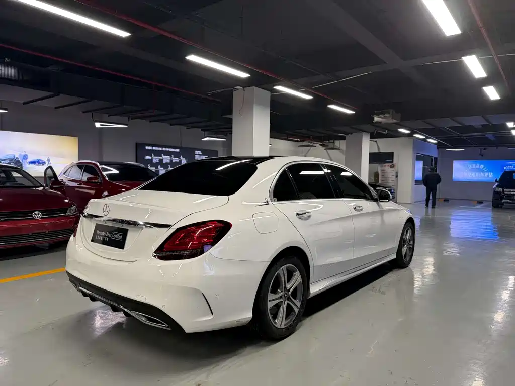 MERCEDES-BENZ C CLASS