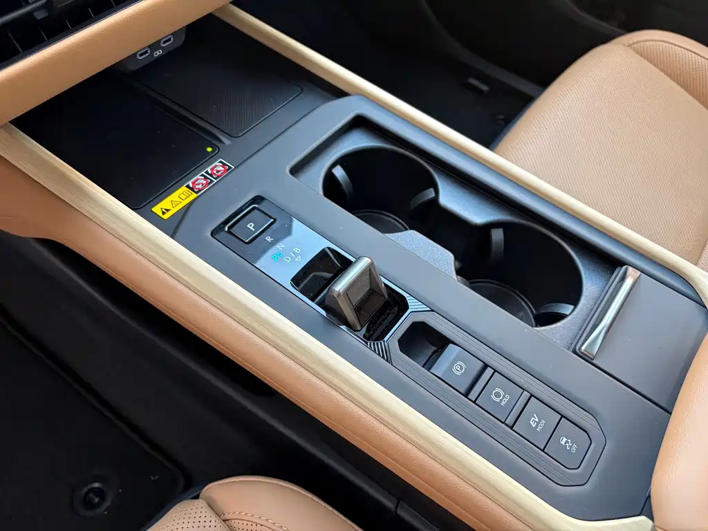 Lexus ES — миниатюра 14