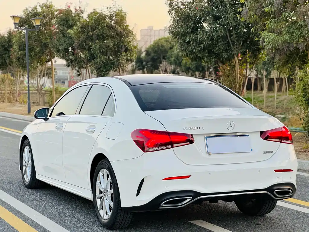 MERCEDES-BENZ A CLASS