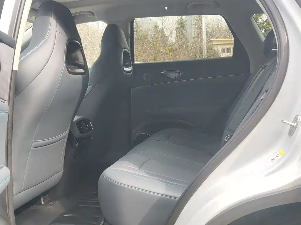 BYD SEA LION 07 DM I