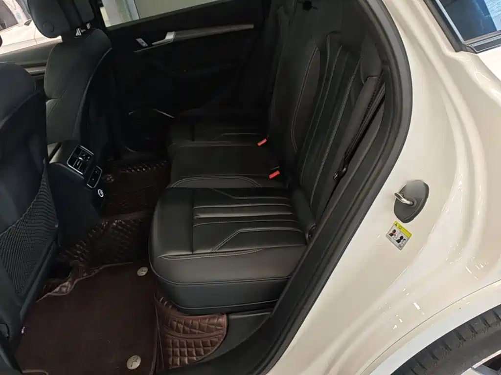 Audi Q5L — миниатюра 17