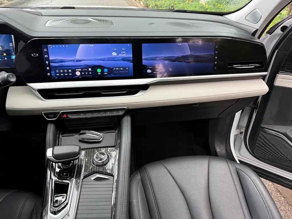 Geely Xingyue L — миниатюра 8