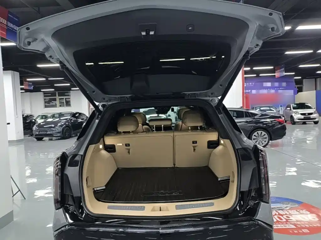 Cadillac XT5 — миниатюра 19