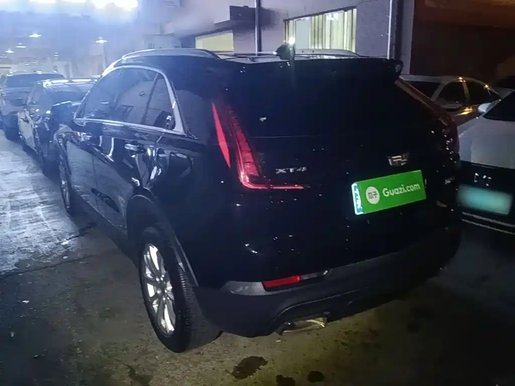 Cadillac XT4 — миниатюра 5