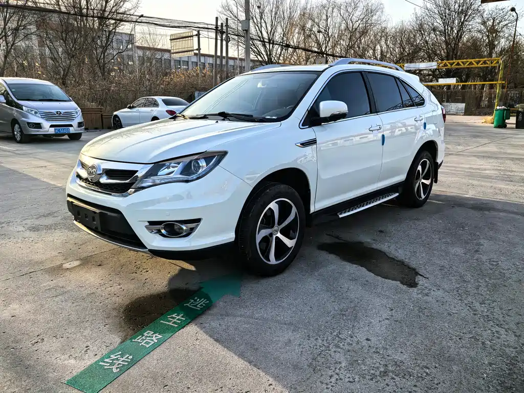 Byd S7 2016