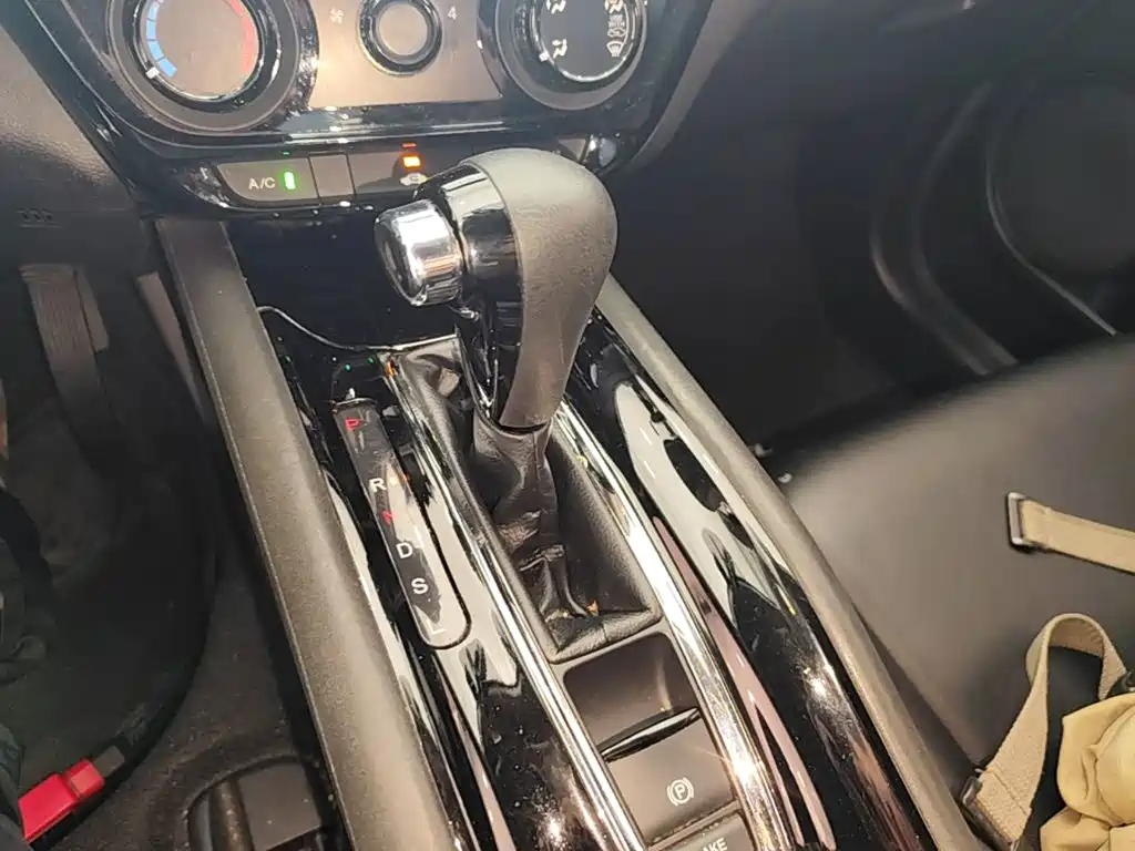 Honda Vezel — миниатюра 14