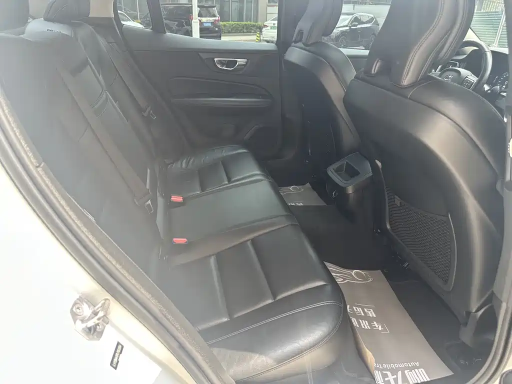 Volvo S60 2020 T4 Luxury