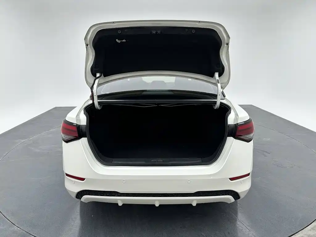 Nissan Sylphy — миниатюра 23