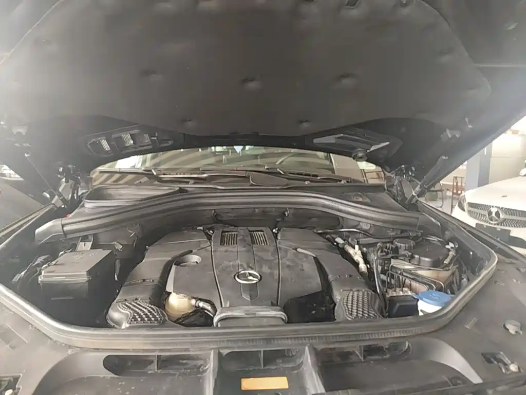 Mercedes-Benz GLE (Import) — миниатюра 20