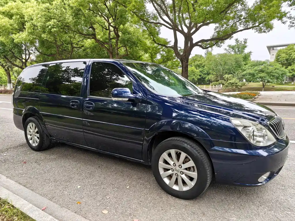 Buick GL8 2014 2.4L Comfort