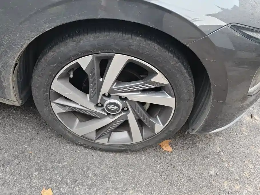 Hyundai Mistra — миниатюра 6