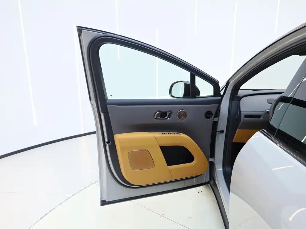 Li Auto Li i8 — миниатюра 24
