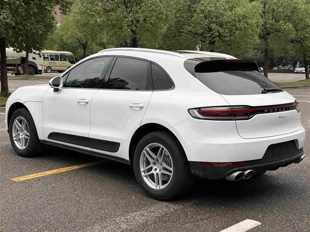 Porsche Macan — миниатюра 15