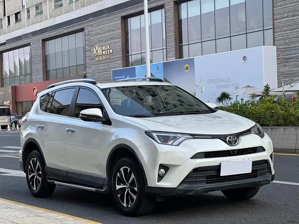 TOYOTA RAV4 RONGFANG