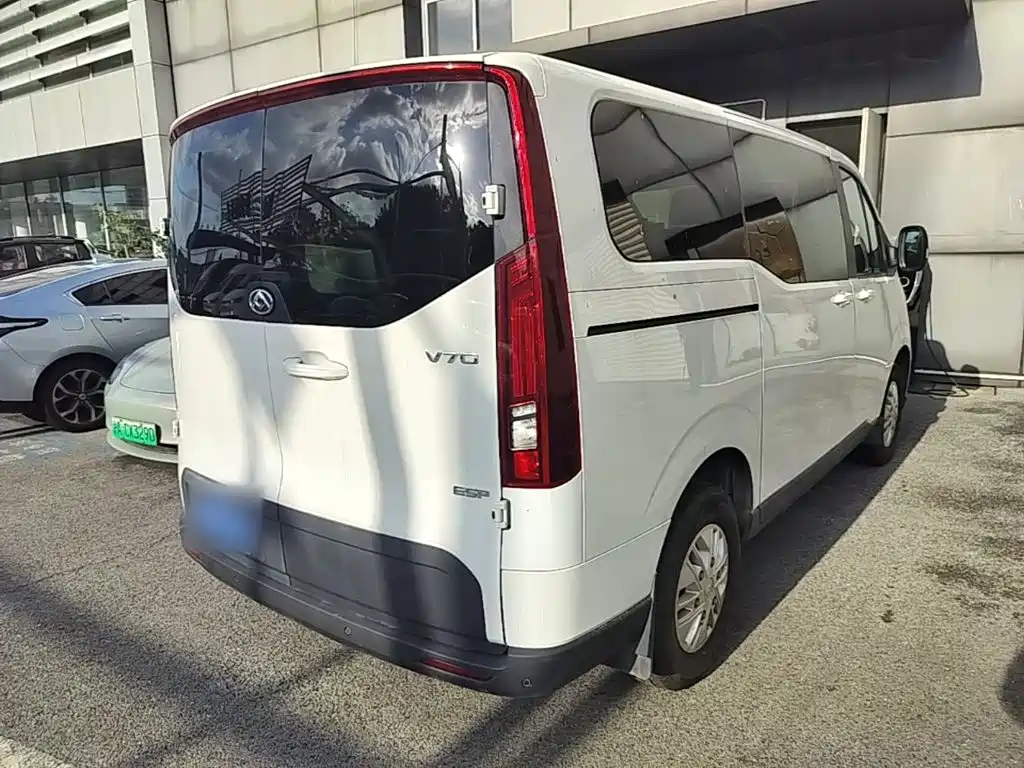 MAXUS V70 — миниатюра 7