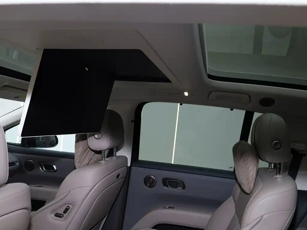 Li Auto Li i8 — миниатюра 8