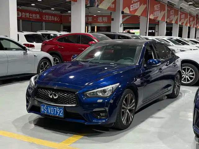 INFINITI Q50L