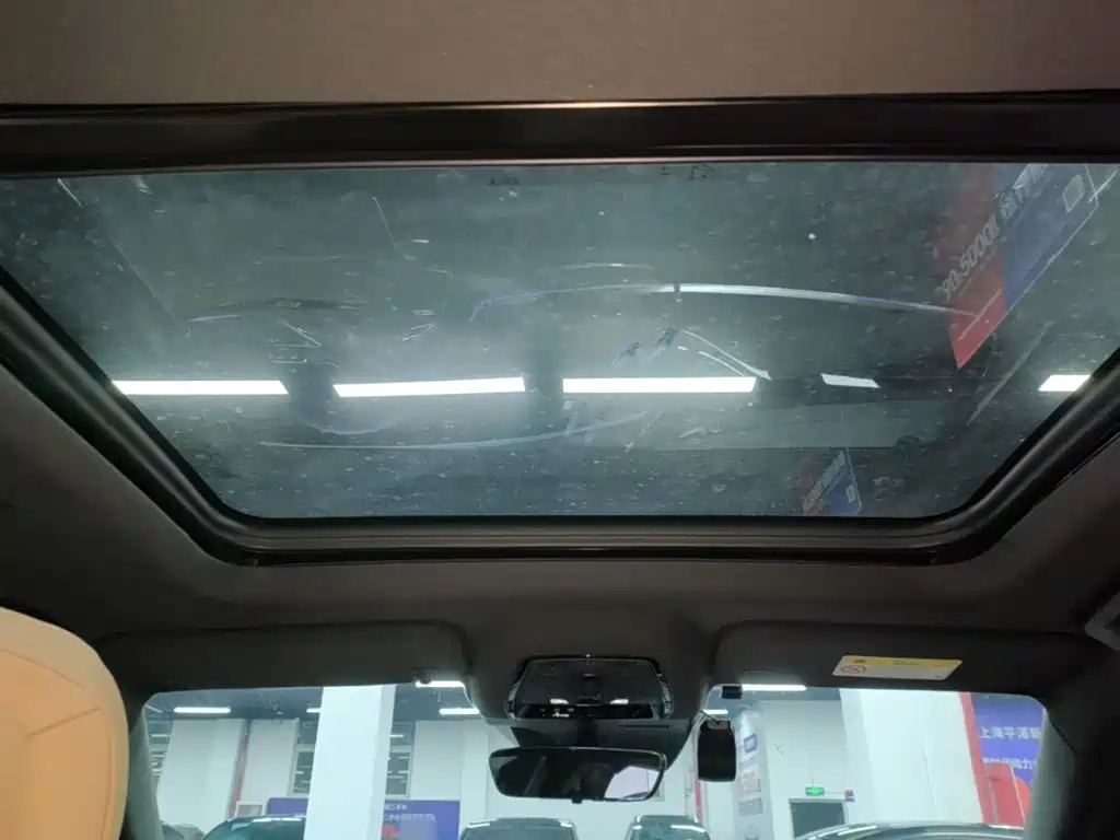 Cadillac XT5 — миниатюра 18