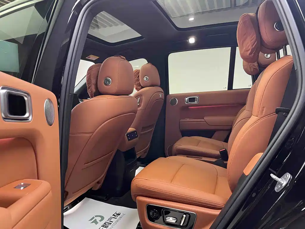Li Auto Li L8 — миниатюра 15