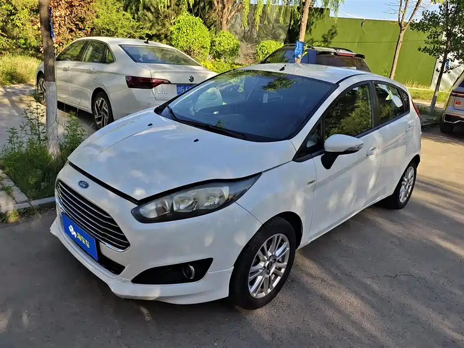 Купить Ford Fiesta