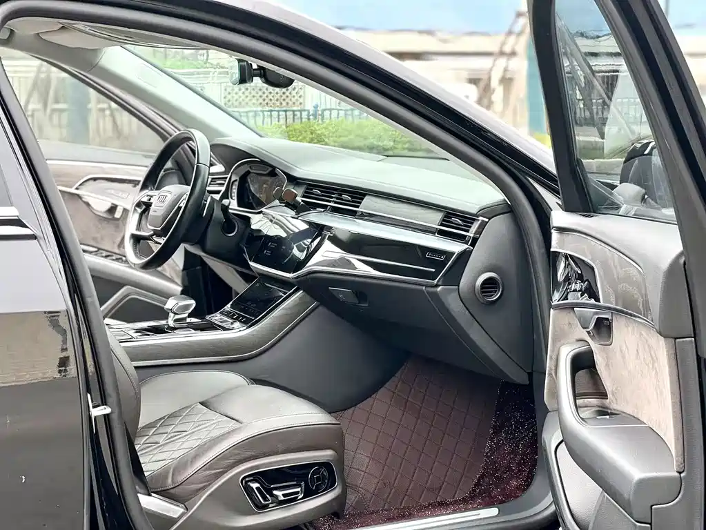 Audi A8 — миниатюра 9