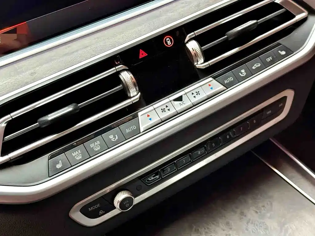 BMW X5 (Import) — миниатюра 14