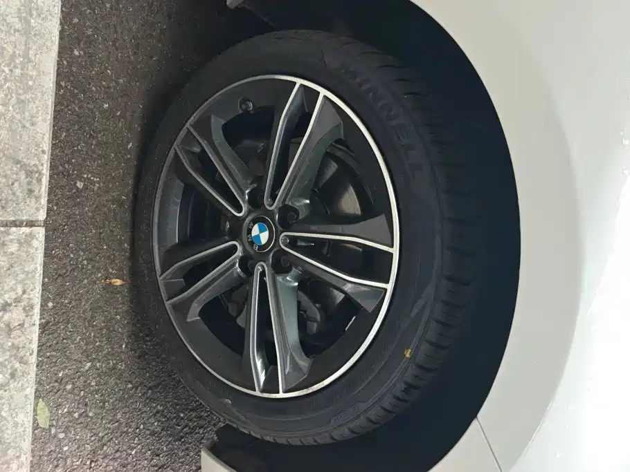 BMW 1 Series — миниатюра 6