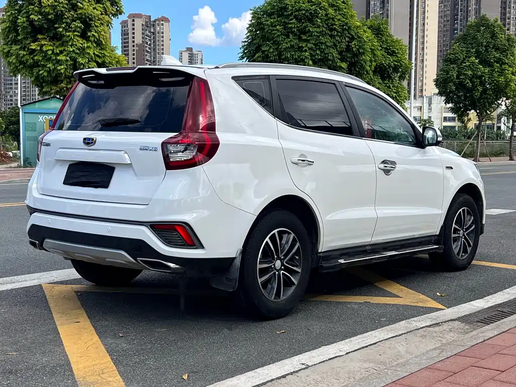 Geely Vision X6 — миниатюра 7