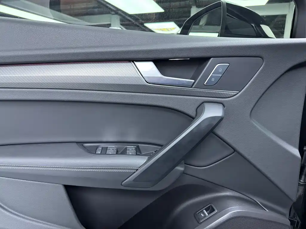 Audi Q5L 2023 40T Luxury