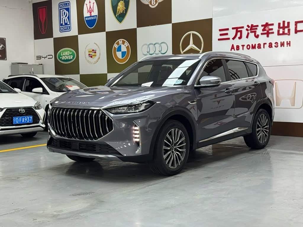 Jetour Jetour X70 PLUS 1.5 л 2023 г. Серебристо-серый, пробег 23000 км