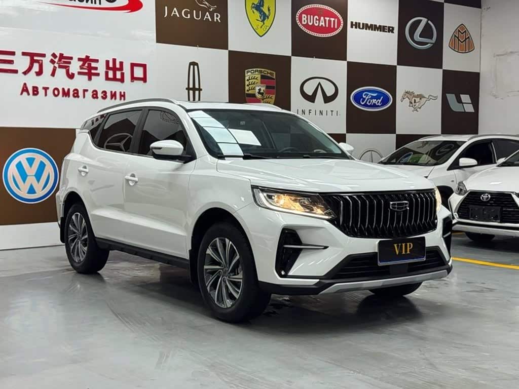 Geely Emgrand X6 1.4 л 2022 г. Белый, пробег 19200 км