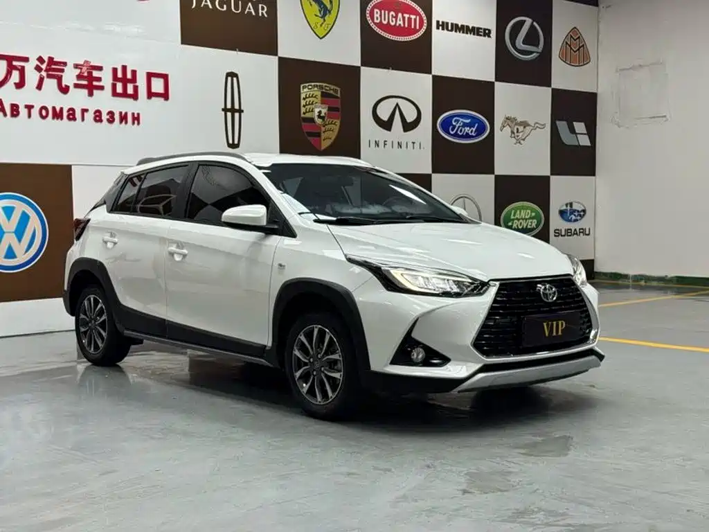 Toyota Yaris L — миниатюра 3
