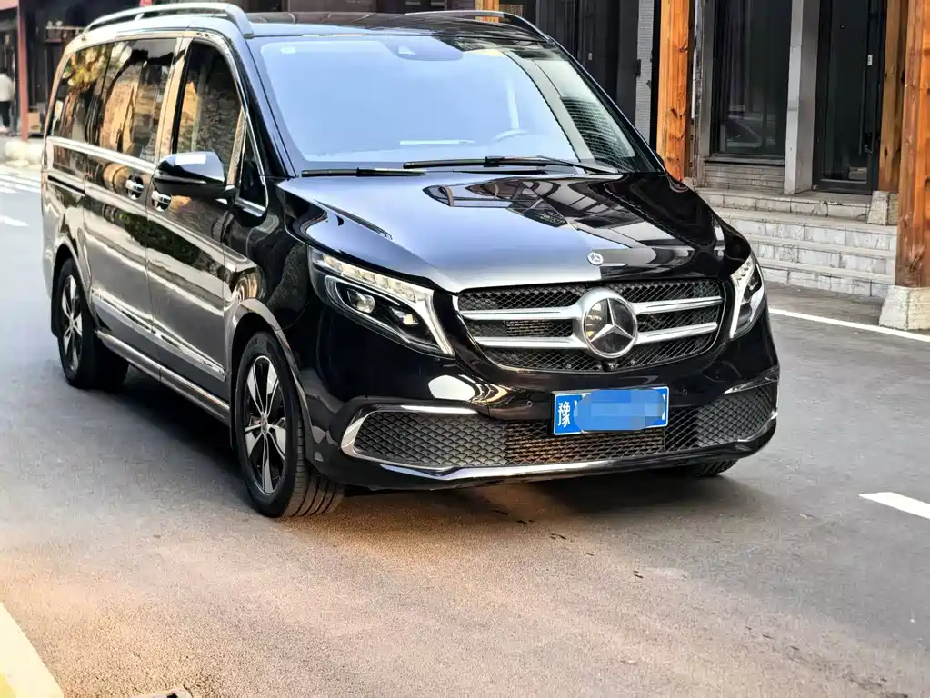 MERCEDES-BENZ V CLASS