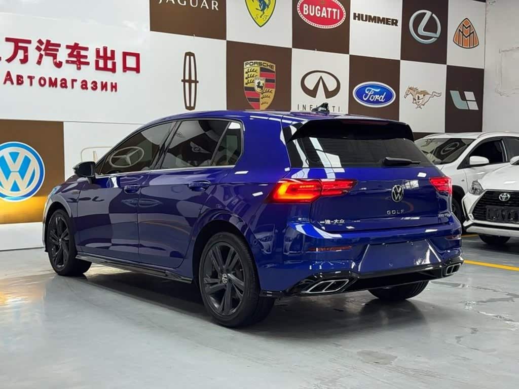 Volkswagen Golf 1.4 л 2023 г. Голубой, пробег 48000 км